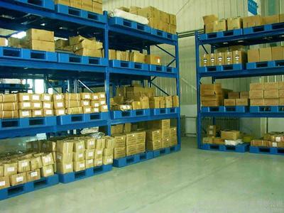 東莞中堂重型貨架設備倉儲貨架直銷服務與常平模具貨架、長安貨架廠產品指南